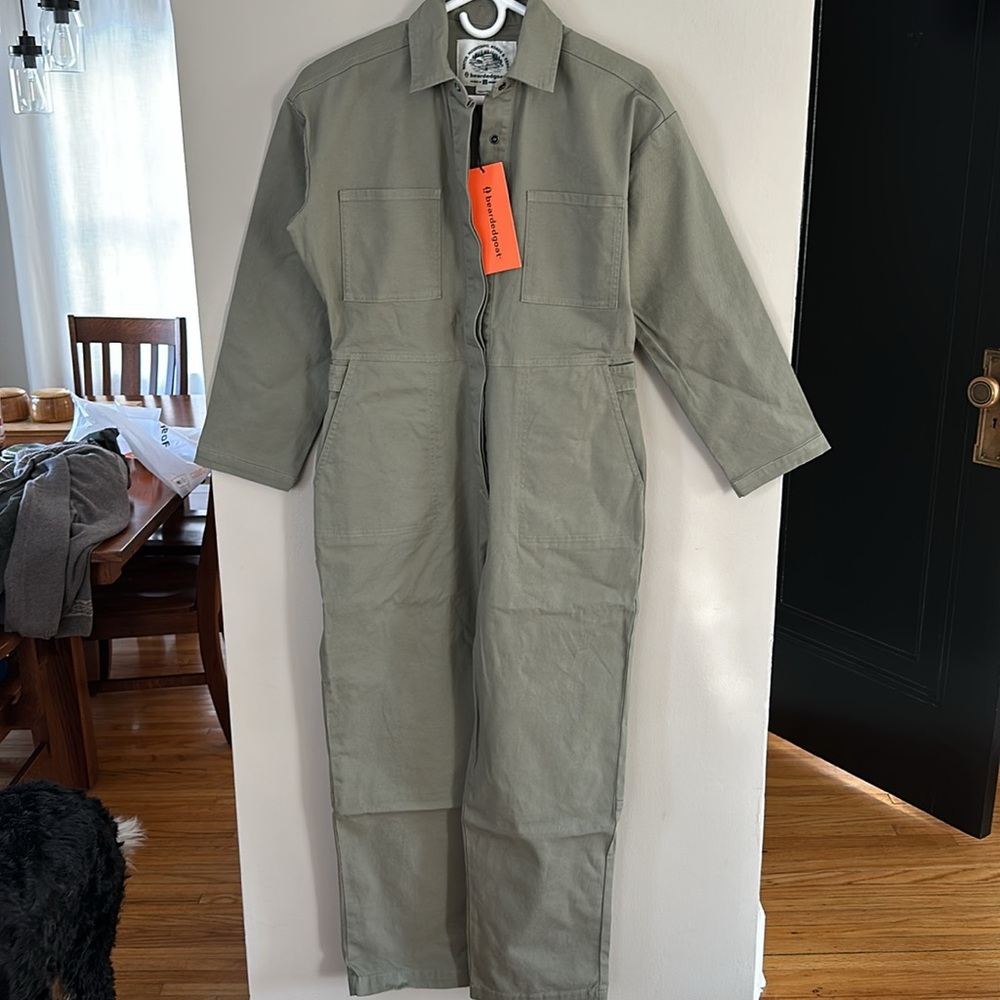 Women’s coveralls (Beardedgoat)